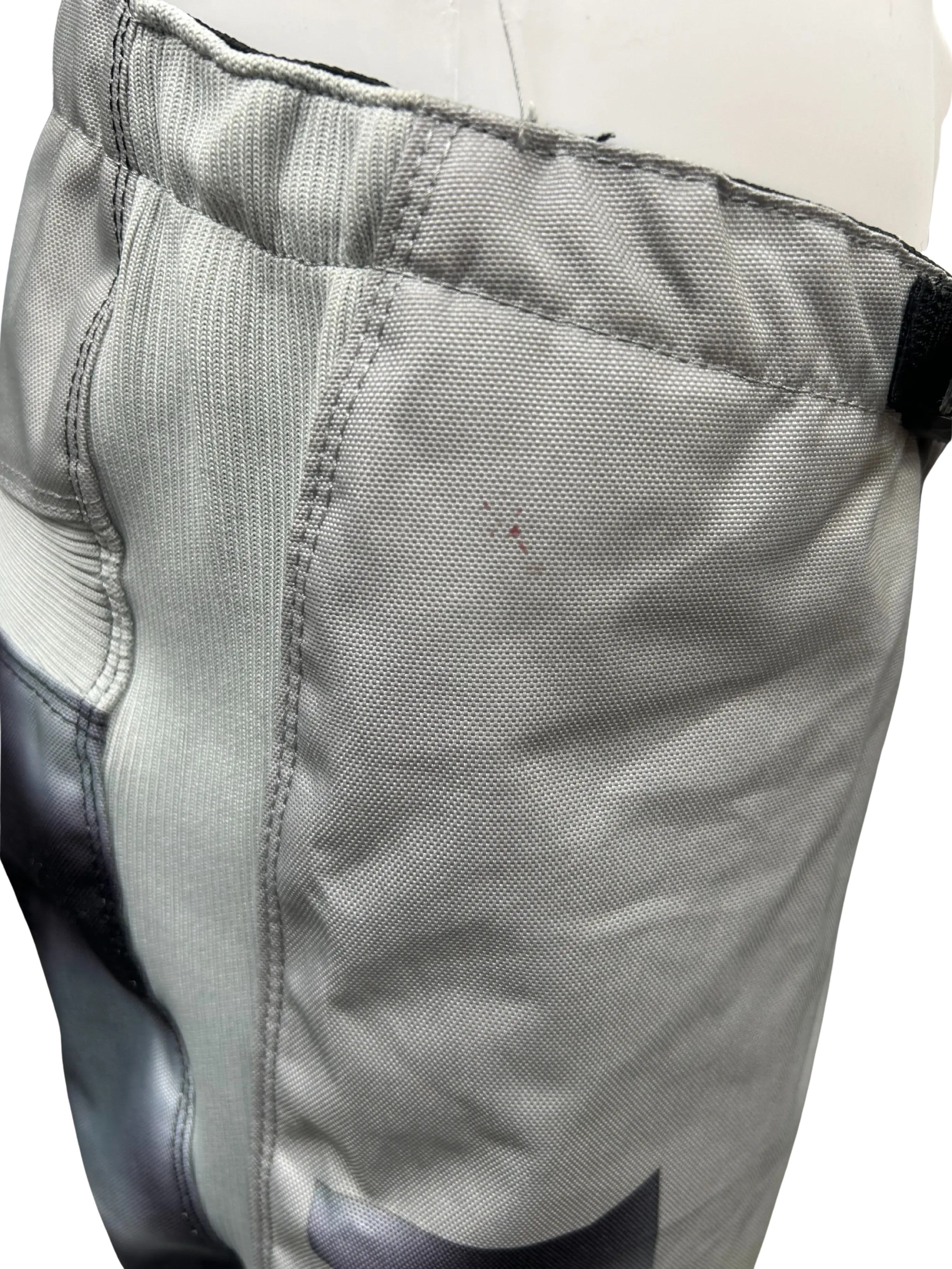 Pre-Owned: Fly F-16 Women's Pants SIZE 11/12 Fly