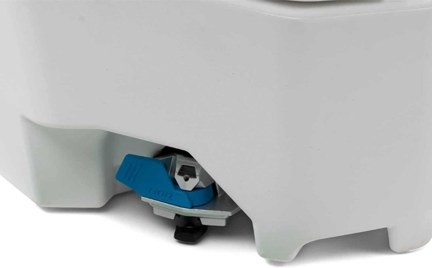 CAN AM Automotive Parts and Accessories Can Am LinQ 4.2 Gallon/16 L Cooler 295100698 787421011111 Jorgensen Powersports