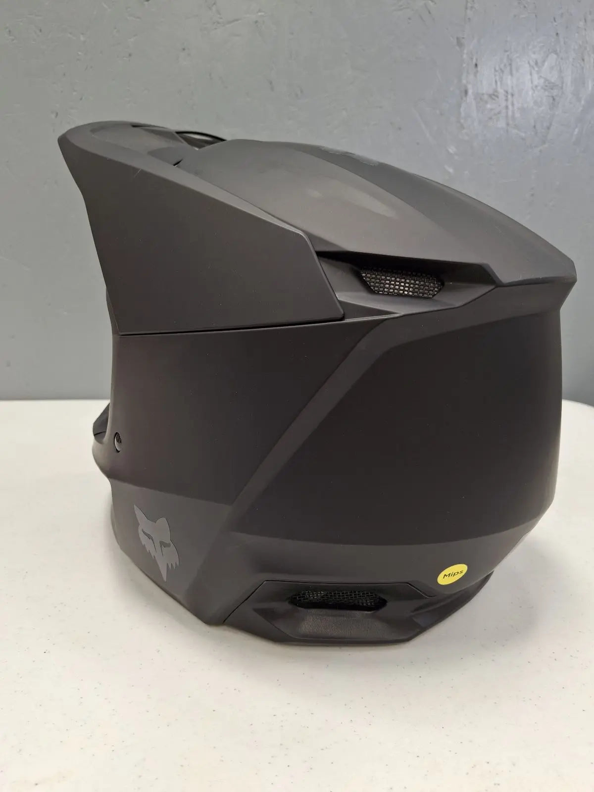 Fox Apparel Fox V Core Helmet (Matte Black, Large) USED 32621-255-L U 191972547936 Jorgensen Powersports