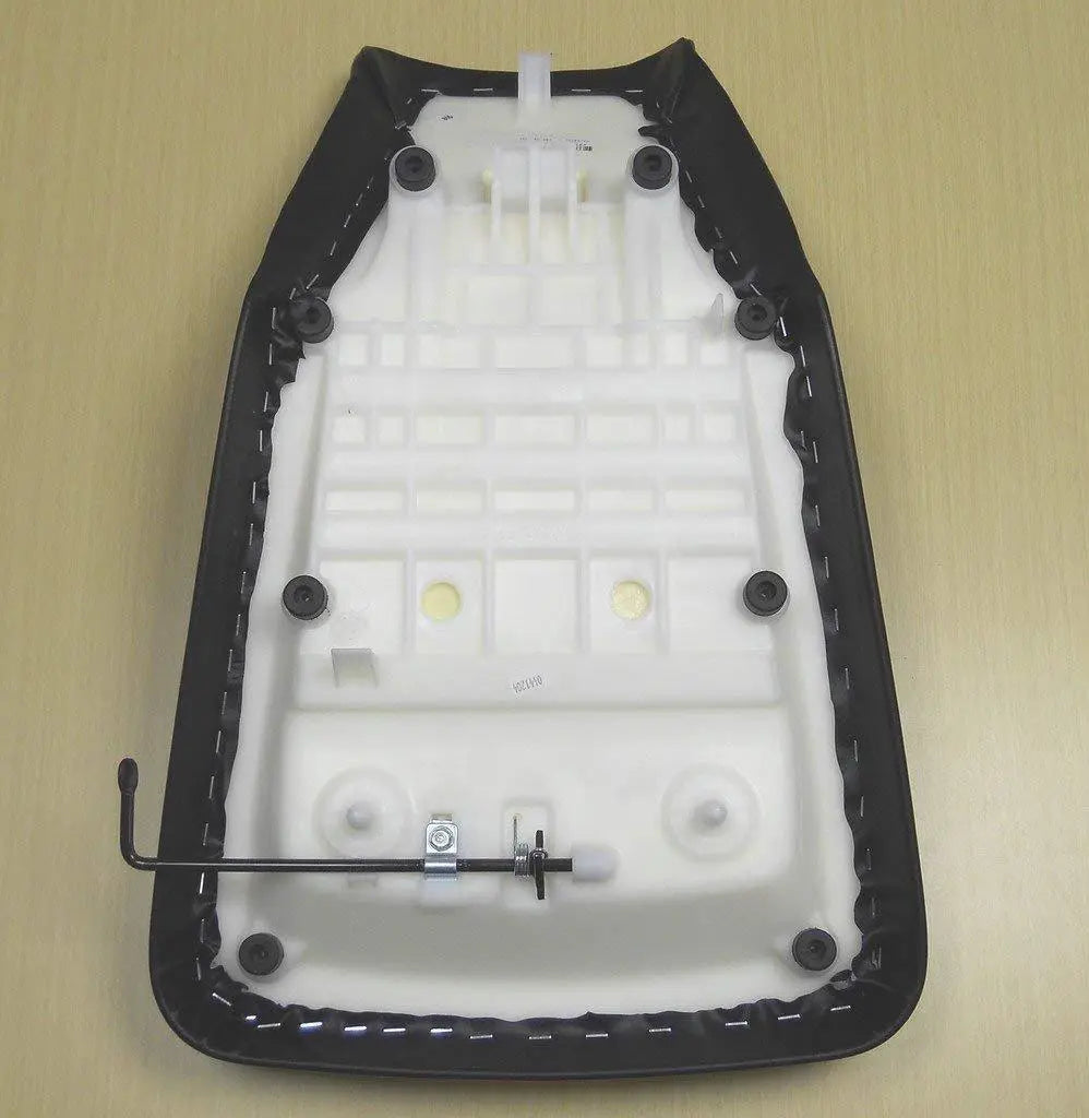 Honda ATV Seat 77100-HN5-N00ZA Honda