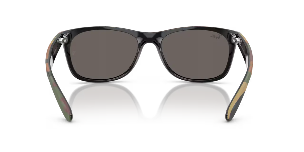 Ray-Ban NEW WAYFARER CLASSIC - Jorgensen Powersports
