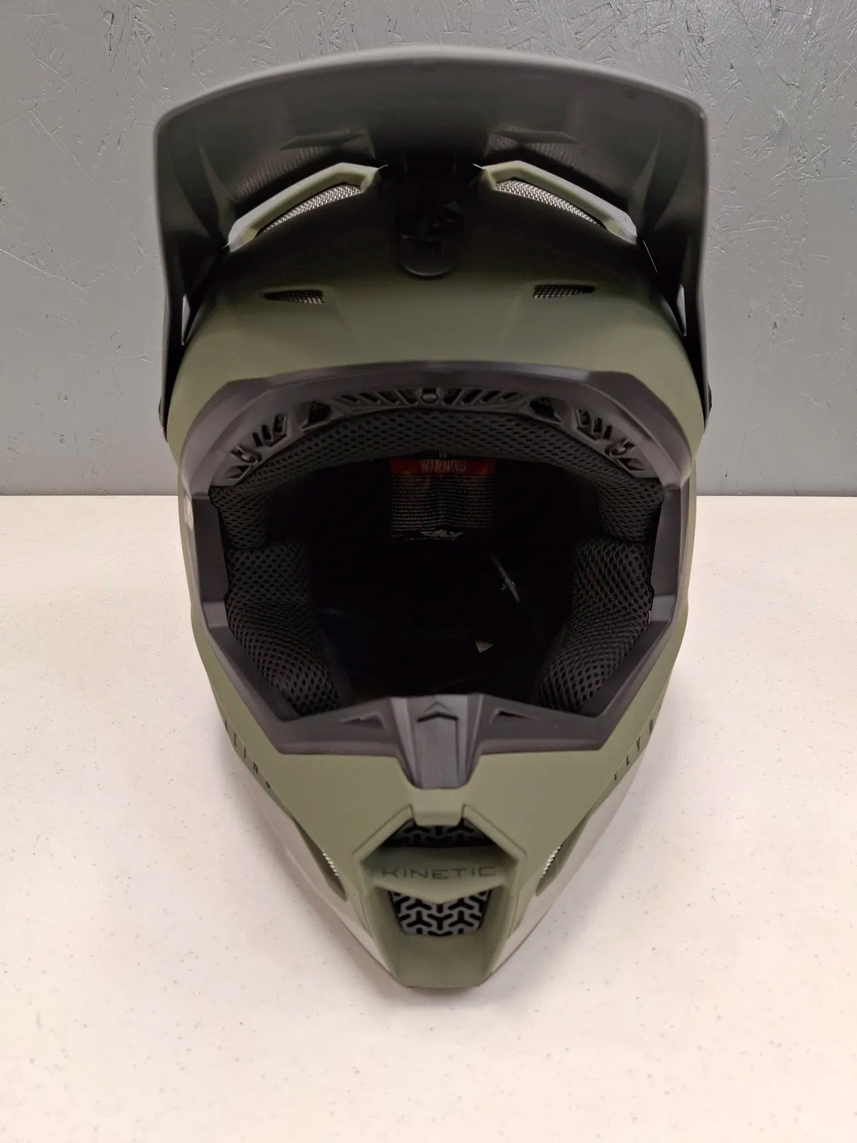 Fly helmet Fly Kinetic Vision Helmet (Grey/Green, Medium) USED 73-8652M U Jorgensen Powersports